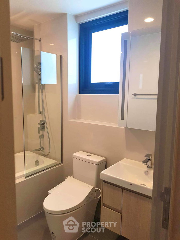 รูป ชั้น 45 คอนโด 2 ห้องนอน Oka Haus Sukhumvit 36 ใกล้ BTS ทองหล่อ (ID 517338) - รูปที่ 2/10