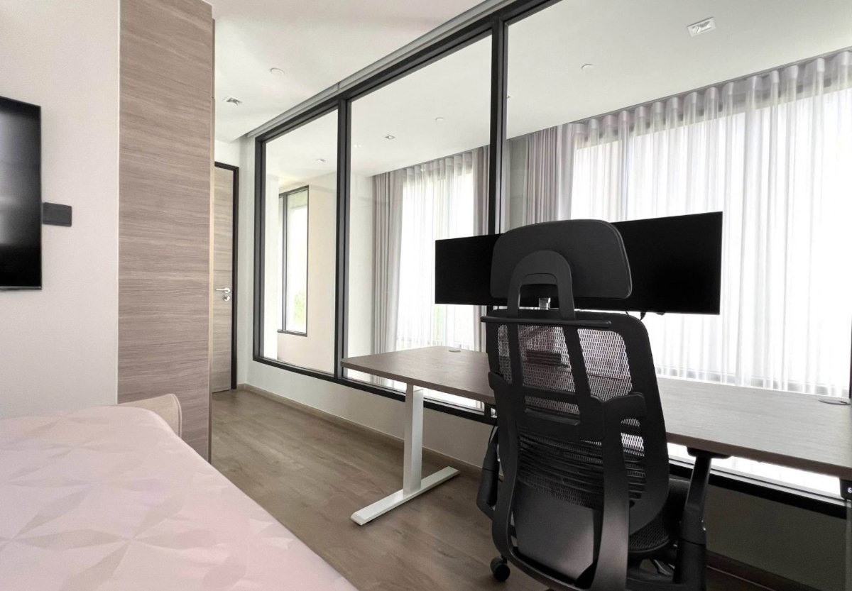 picture The Crest Park Residences - 11/12