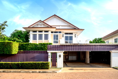 ขายบ้านเดี่ยว : ขายบ้านเดี่ยว  2 ชั้น  แปลงมุม  บิลท์อินทั้งหลัง  ม. นันทวัน แจ้งวัฒนะ- ราชพฤกษ์  120.4  ตร.ว. 3 ห้องนอน 4 ห้องน้ำ   ใกล้สะพานพระราม 4 