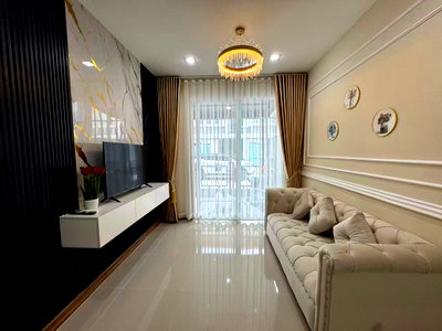 Townhouses for rent Pattaya : For Rent | Golden Town South Pattaya (4 Bedrooms & 2 Bathrooms)