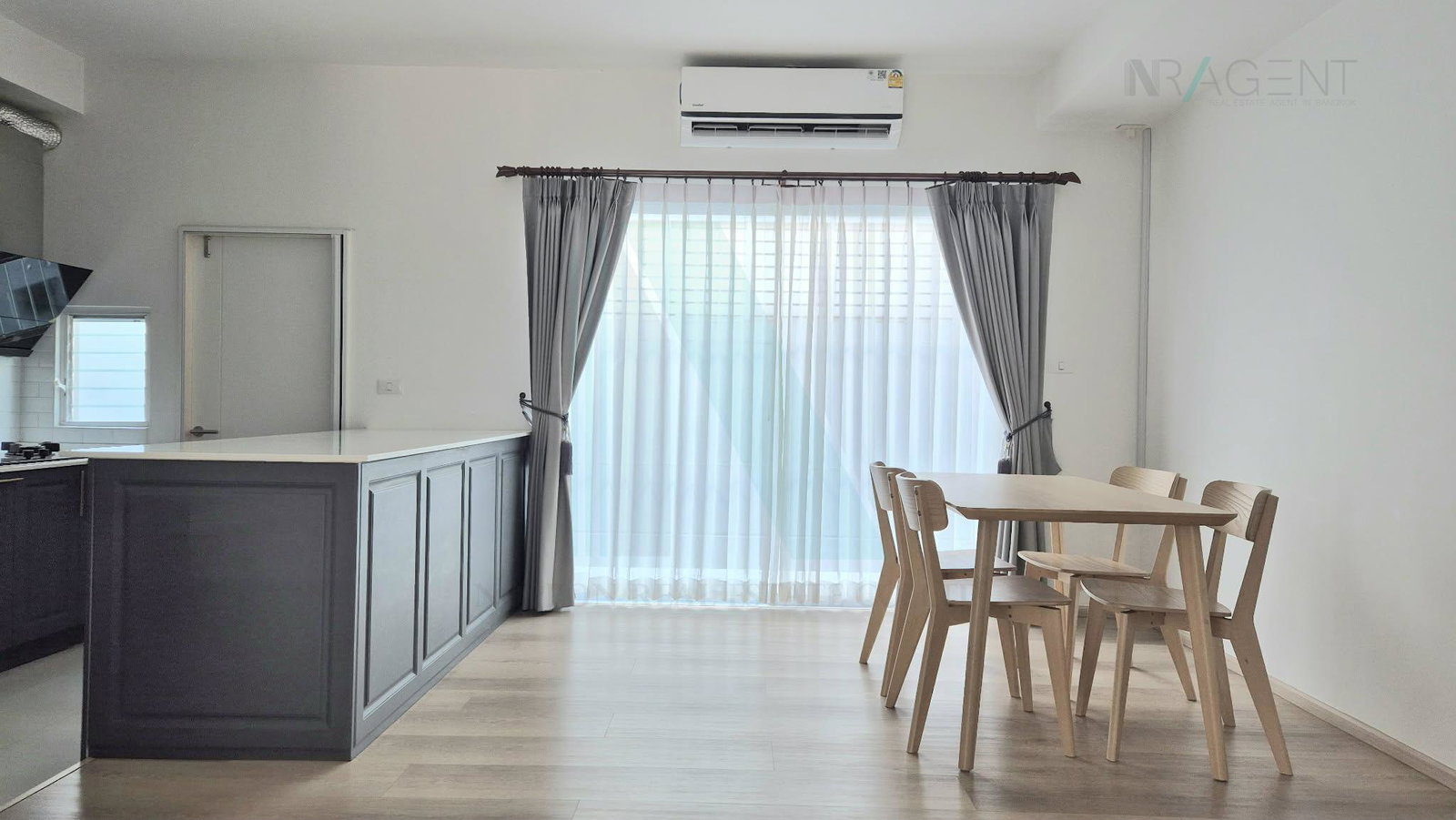 3-bed townhouse for rent, 133 sqm, 28 sq wah, Indy Bangna - Ramkhamhaeng 2