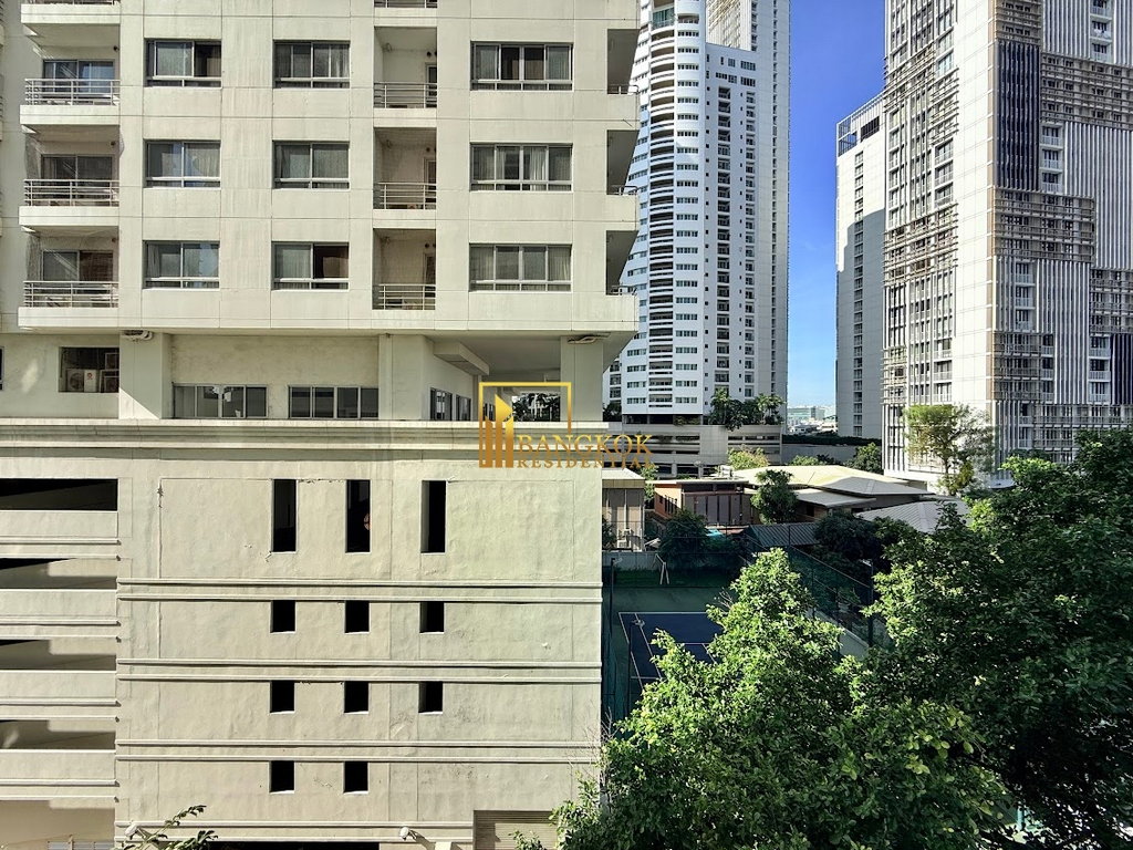 picture Le Raffine 24 | Renovated 4 Bedroom Duplex Condo With Pool - BR62018CD - 35/50