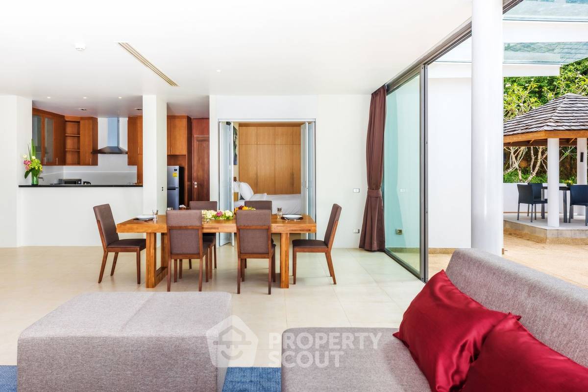 picture Spacious 3-BR 350 Sqm At Lotus Gardens, Layan Phuket (ID 1223849) - 13/31