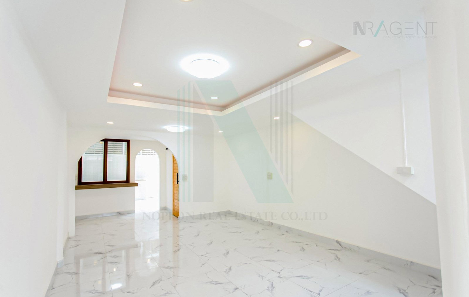 2-bed townhouse for sale, 97 sqm, 18 sq wah, Friendship Village