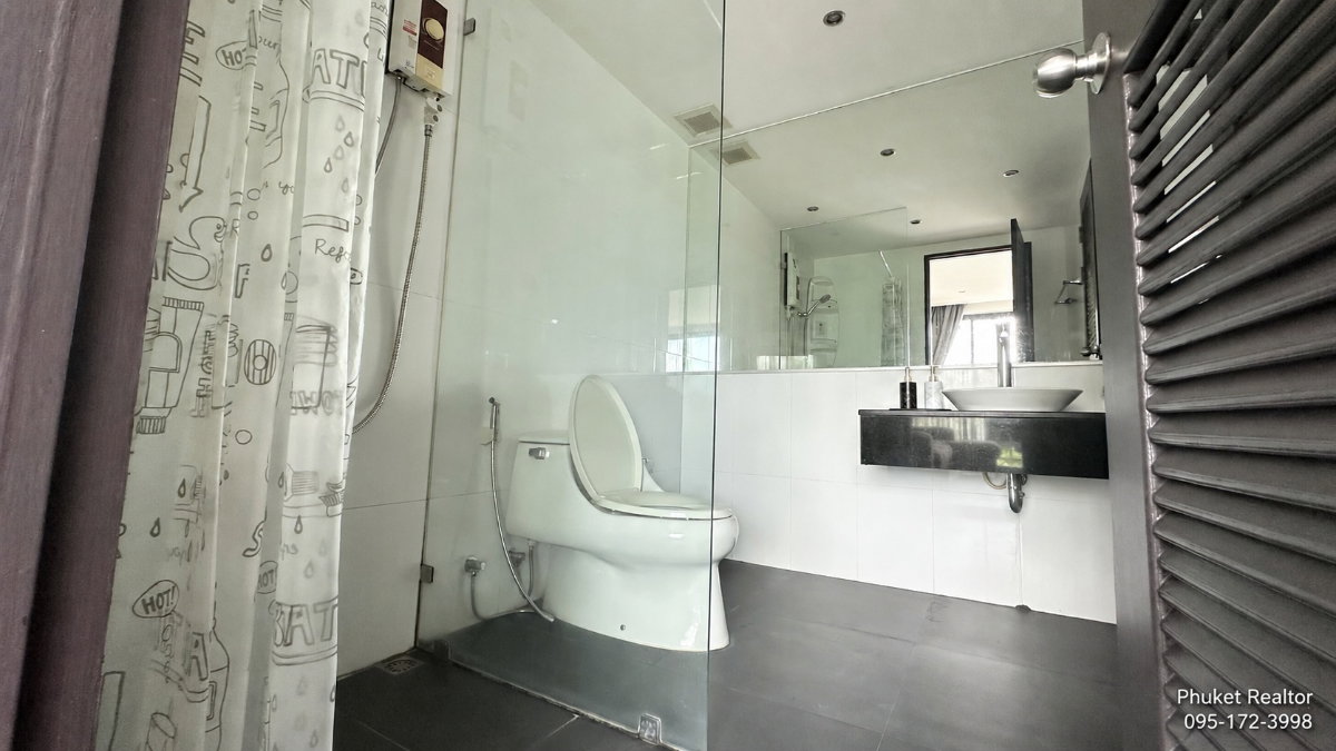 picture Pet-Friendly Duplex for Rent in Boat Avenue | High Ceilings & Private Balcony - 11/11