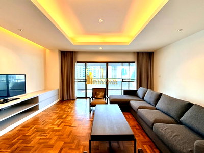 คอนโดให้เช่า : Tower Park | Expansive 3 Bedroom Residence in Sukhumvit soi 3 - BR4052CD