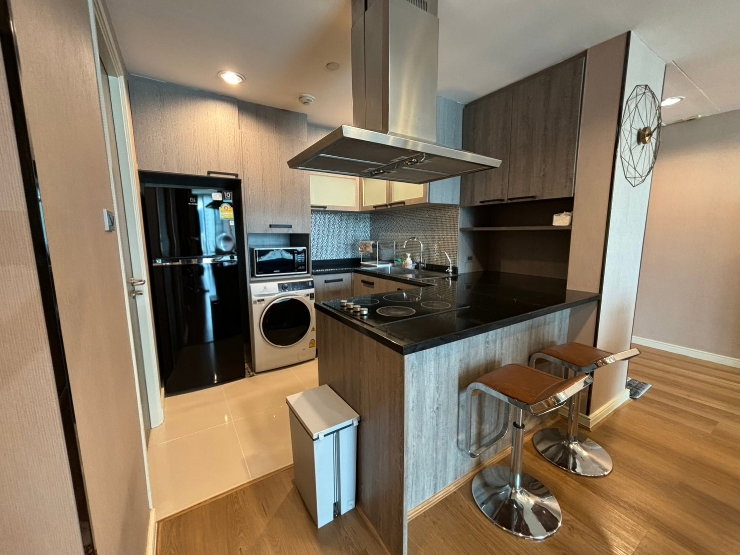 picture FOR RENT | Fullerton Sukhumvit ✨🐱🐶
🏙️ Luxury 2-Bedroom Residence | Spacious 105 sq.m. - 3/25