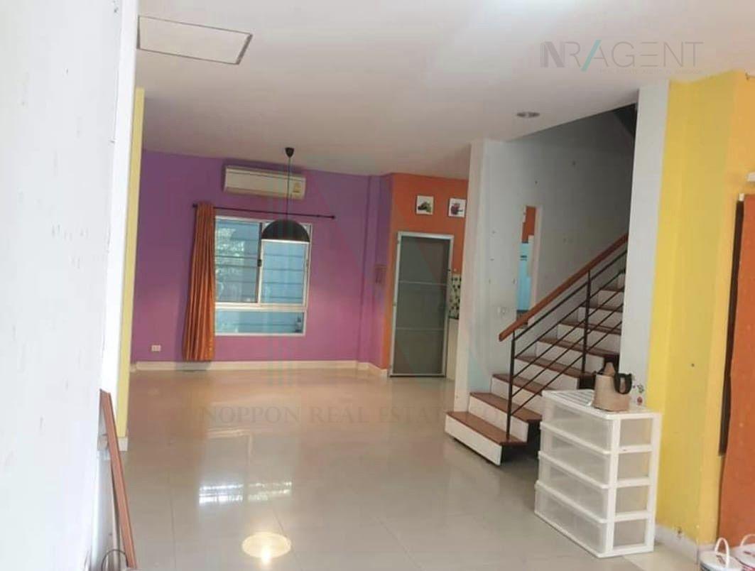ขายทาวน์โฮม 3 ห้องนอน 106 ตร.ม. 24 ตร.ว. วิสต้า อเวนิว วัชรพล
