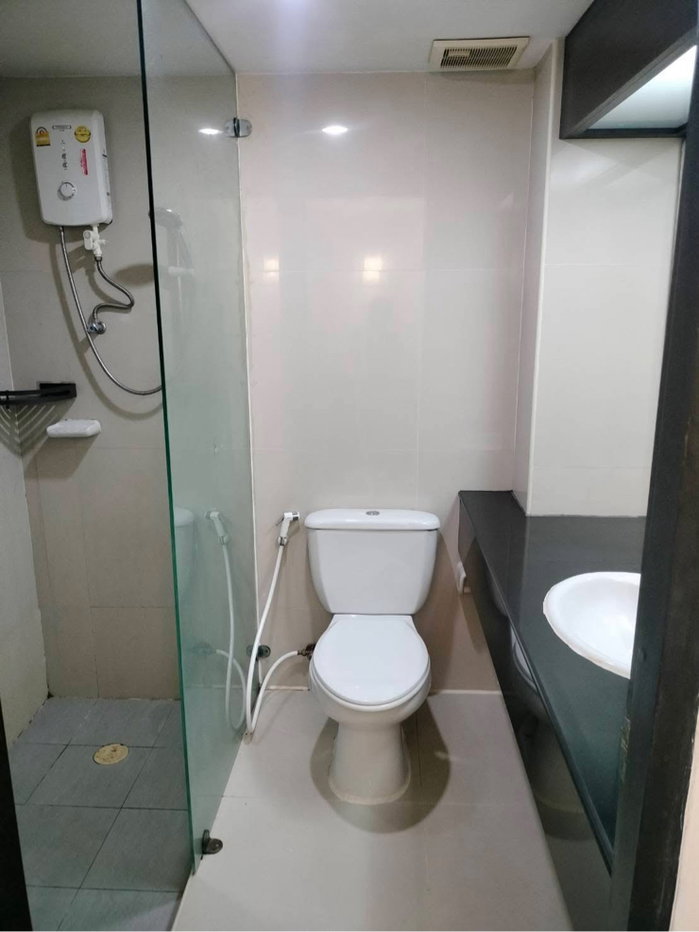 รูป ให้เช่าคอนโดไฟหลวง 7500 บาทมีโซนครัว ใกล้ MRT สุทธิสาร 2 กม - รูปที่ 13/13