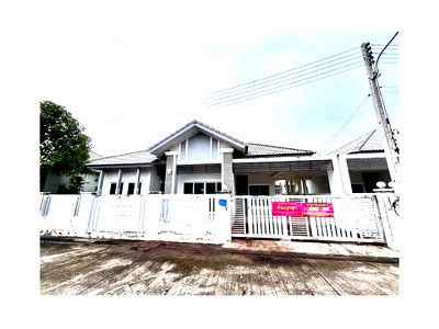 บ้านเดี่ยว วิทยาลัยเทคโนโลยีดอนบอสโกสุราษฎร์ : ที่ดินพร้อมสิ่งปลูกสร้าง 62.9 ตร.วา เมืองสุราษฎร์ธานี สุราษฎร์ธานี 2.3M