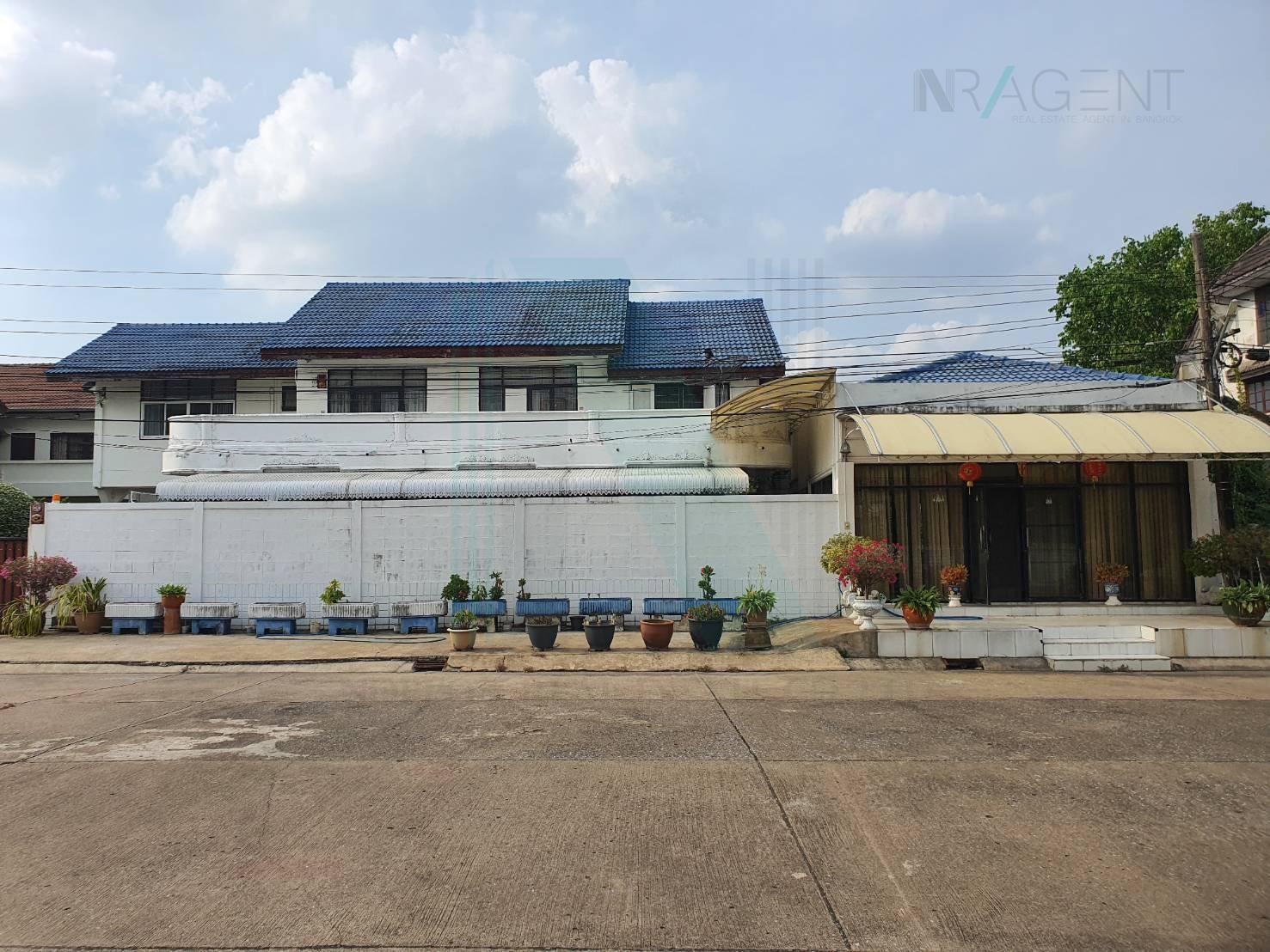 ขายบ้านเดี่ยว 5 ห้องนอน 350 ตร.ม. 209 ตร.ว. ราชตฤณมัย