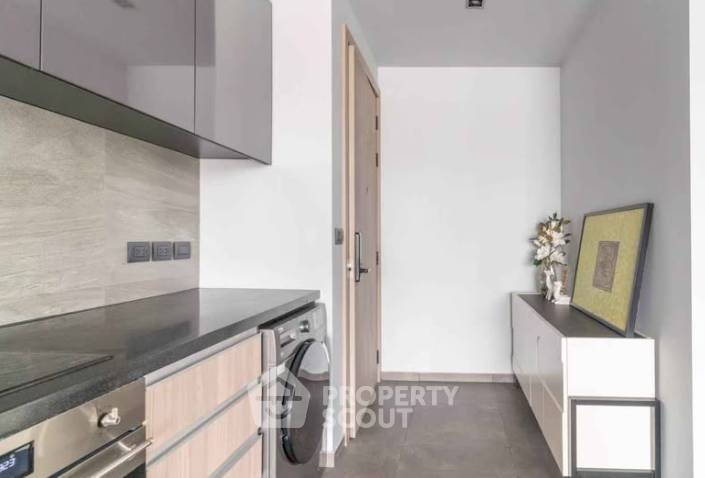 picture 2-BR Condo at The Lofts Asoke near MRT Phetchaburi (ID 3350872) - 3/11