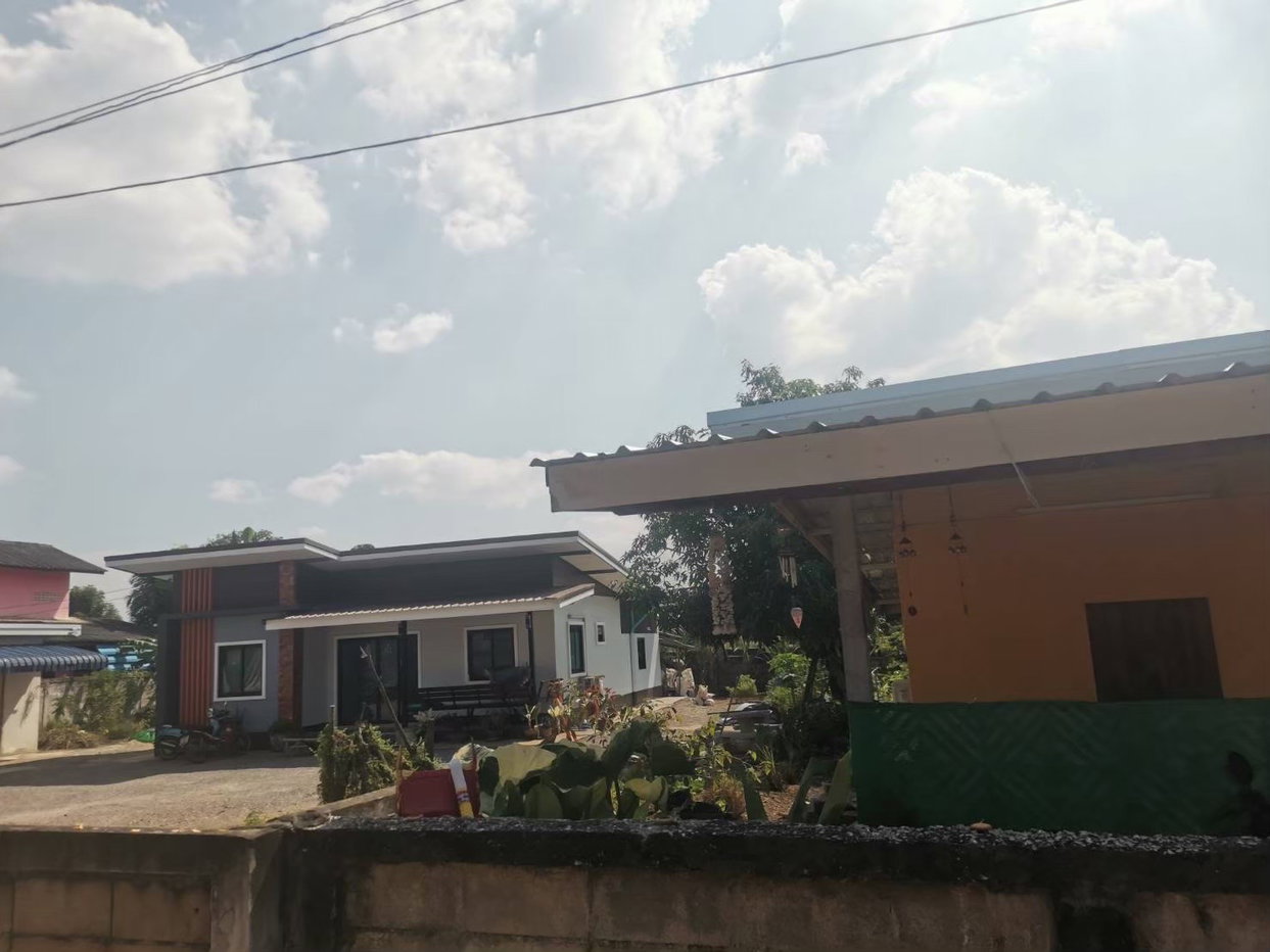picture LAND 225 Sq.w. Mae Tha Lamphang for 368,000 - 5/7