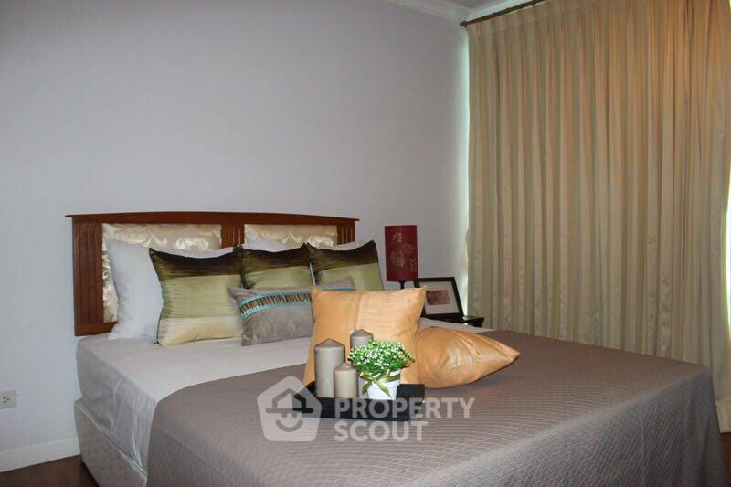 picture Great Value 2-BR Baan Siri Sukhumvit 10 Condominium Near BTS Nana (ID 514569) - 7/13