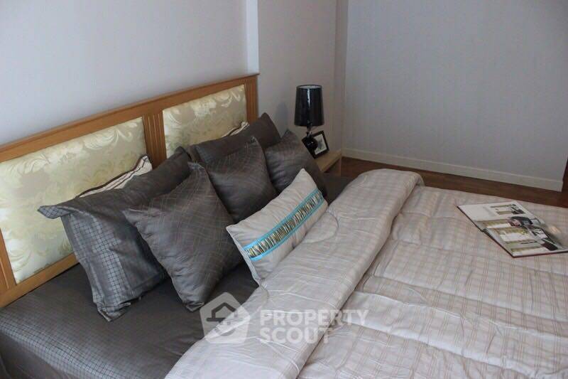 picture Great Value 2-BR Baan Siri Sukhumvit 10 Condominium Near BTS Nana (ID 514569) - 3/13