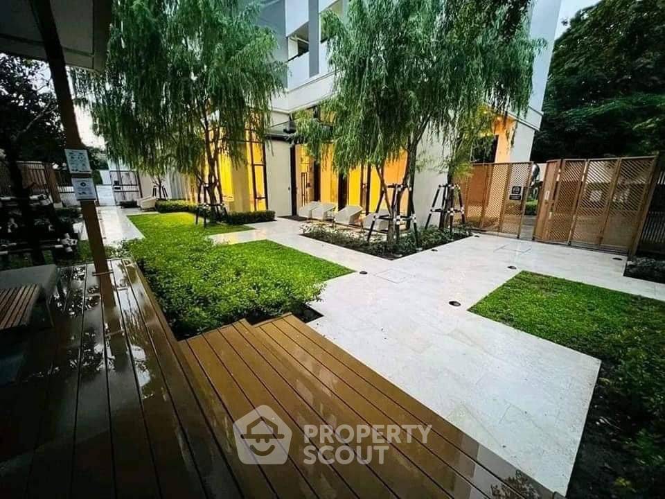 picture 2-BR Condo at Maru Ekkamai 2 near BTS Ekkamai (ID 2692425) - 11/16
