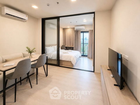 1-BR Condo At FLO By Sansiri Near MRT Wat Mangkon (ID 3356491)