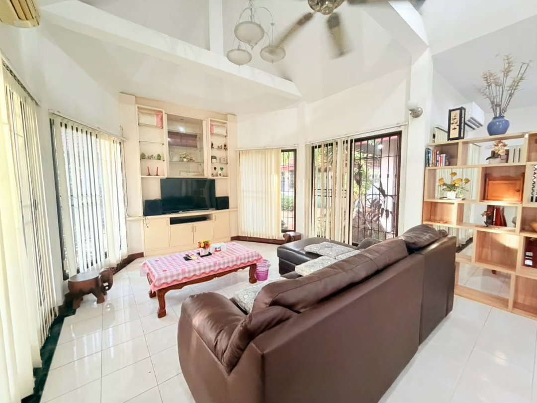 รูป ให้เช่า บ้านเดี่ยว พัทยาฮิลล์วิลเลจ 1 (3 ห้องนอน & 2 ห้องน้ำ)  - รูปที่ 3/11