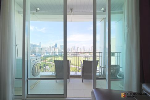 Baan Rajprasong near BTS Ratchadamri Full-featured common area