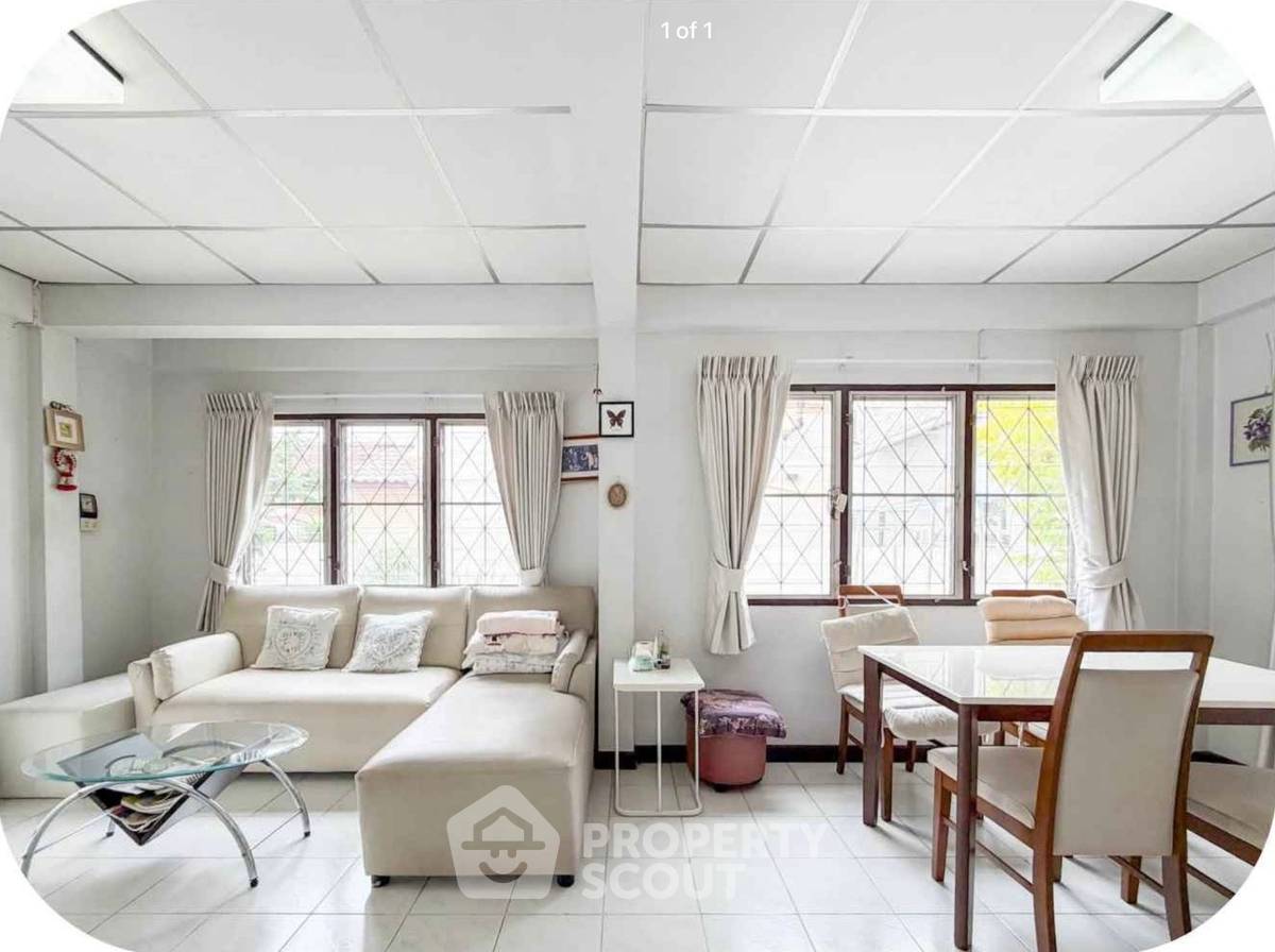 รูป บ้าน 3 ห้องนอน ทำเลฉิมพลี ตลิ่งชัน กรุงเทพฯ (ID 3356465) - รูปที่ 2/5