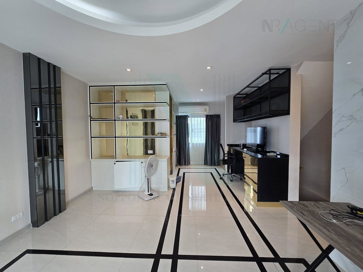 picture 📌 For Rent 3-story Home office DISTRICT EKKAMAI - RAMINTRA 3 bathroom - 8/8