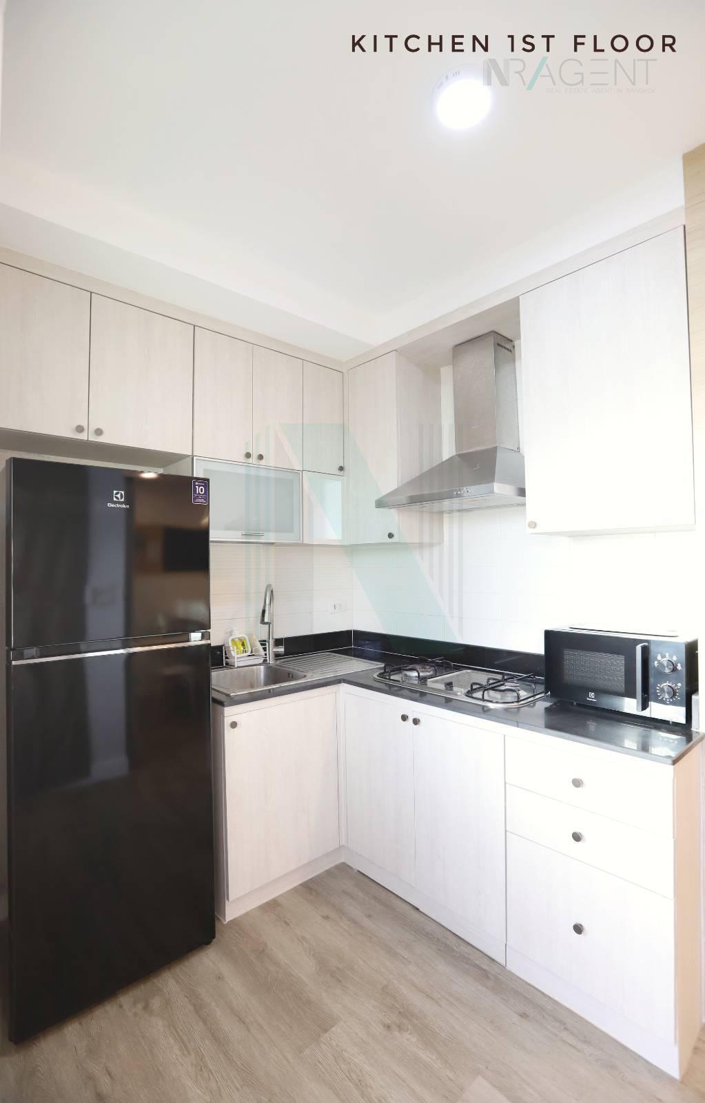 3-bed townhouse for sale, 200 sqm, 30 sq wah, The Private Sukhumvit - Bangchak