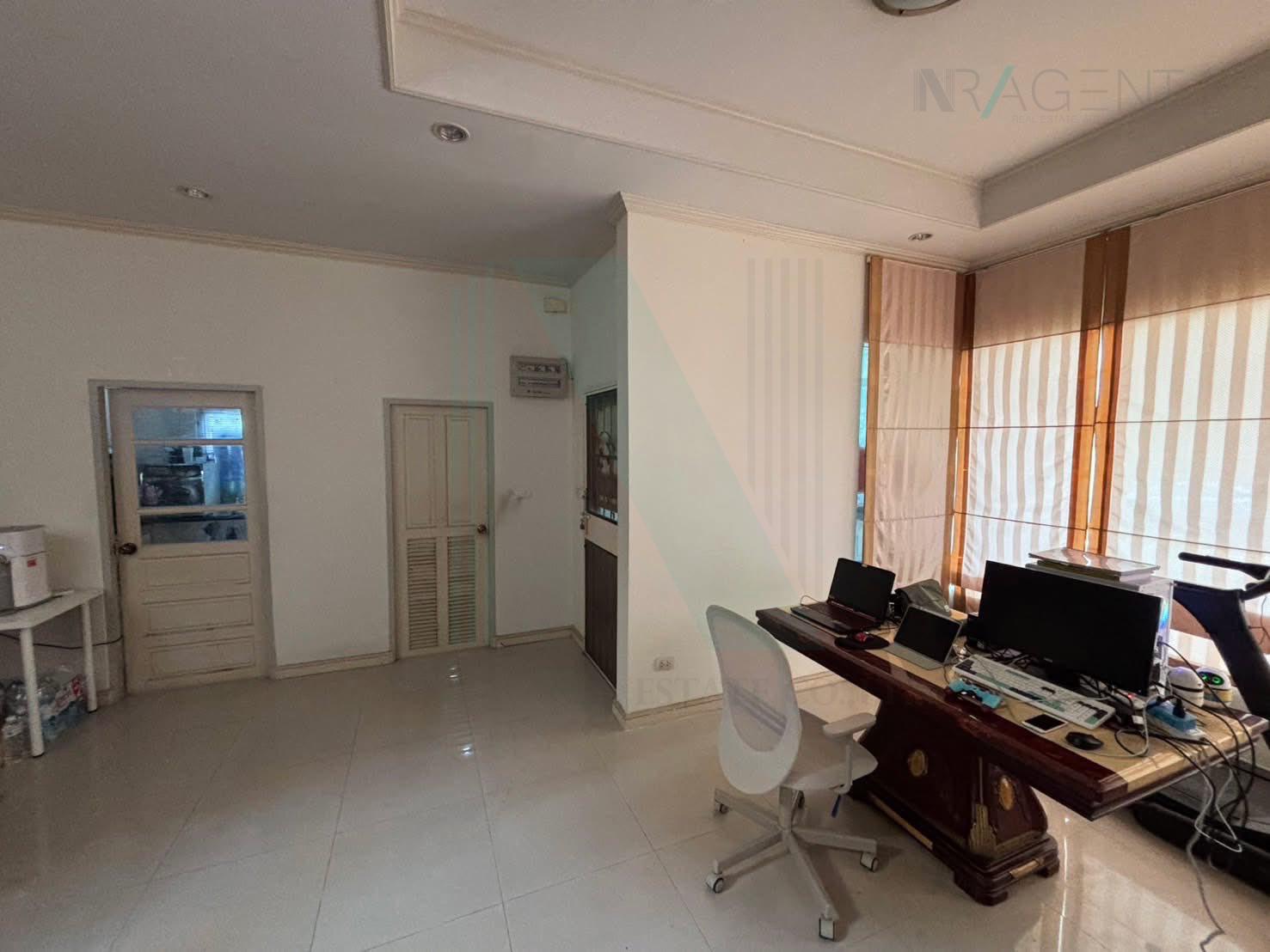 ขายบ้านเดี่ยว 3 ห้องนอน 240 ตร.ม. 100 ตร.ว. ธนาภิรมย์ ปิ่นเกล้า