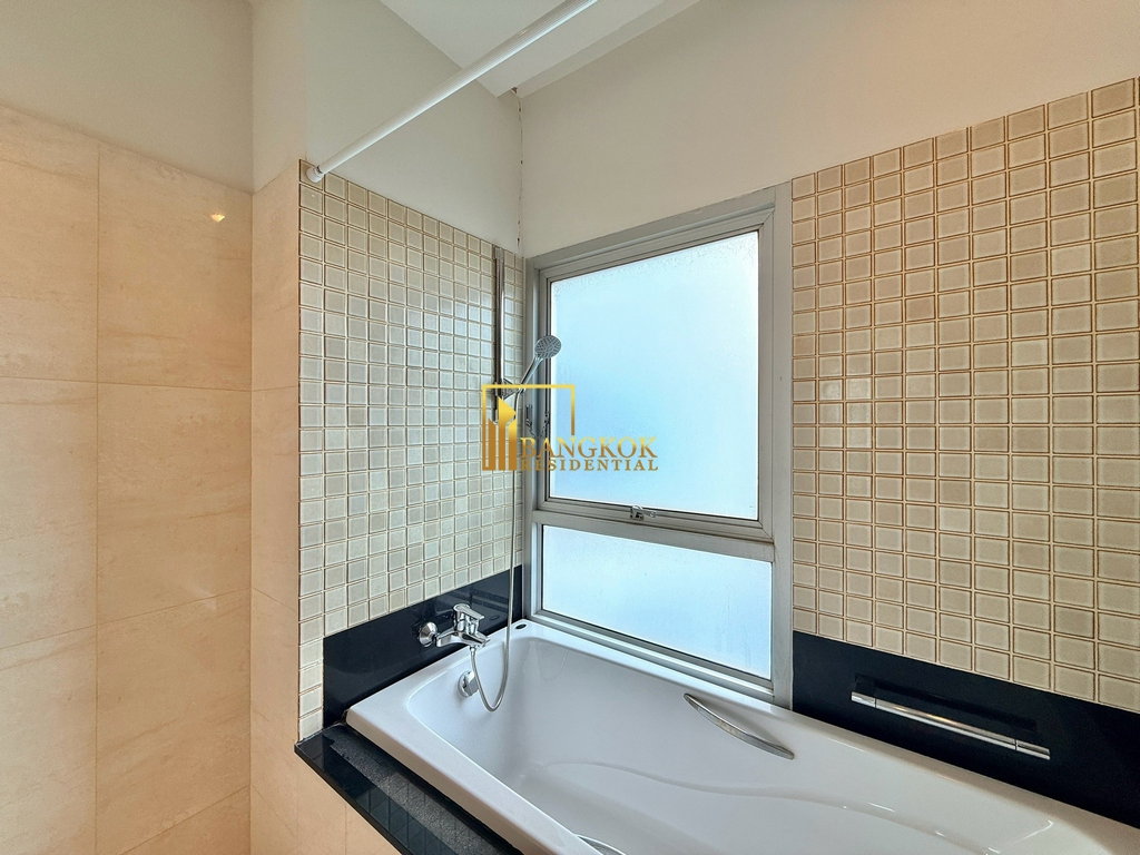 picture Impressive 3 Bedroom Apartment For Rent in Ploenchit Area - BR21188AP - 22/39