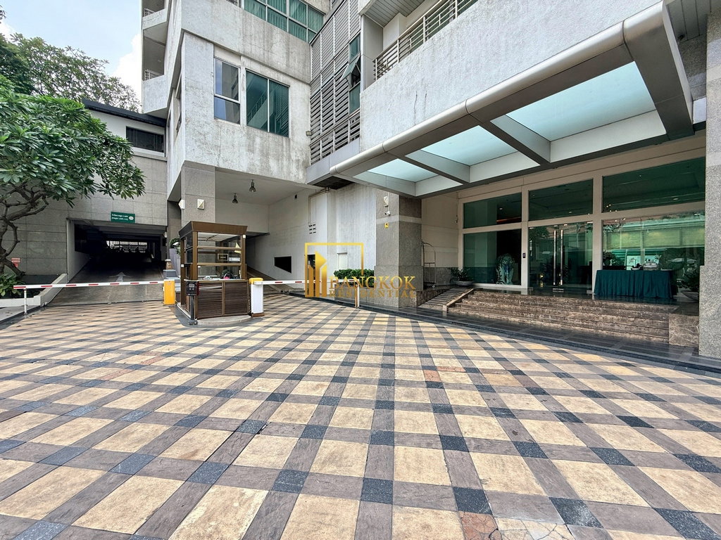picture Impressive 3 Bedroom Apartment For Rent in Ploenchit Area - BR21188AP - 38/39