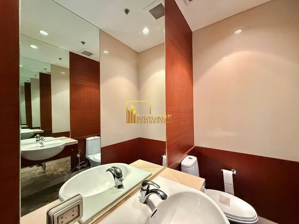 picture Impressive 3 Bedroom Apartment For Rent in Ploenchit Area - BR21188AP - 12/39