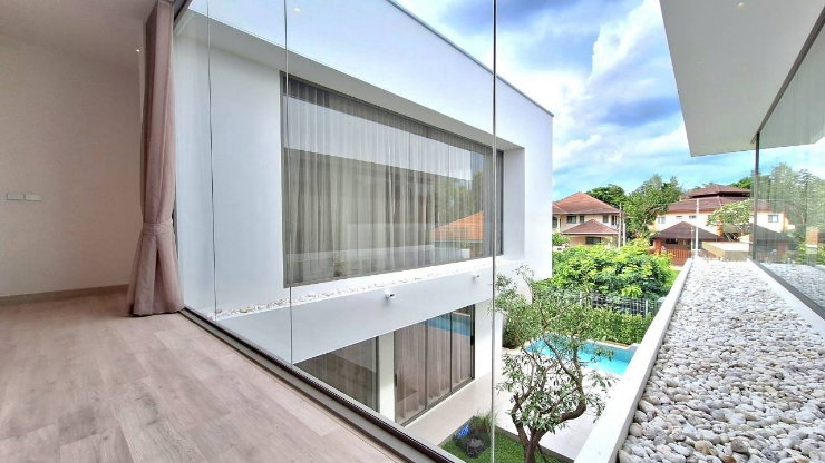 รูป ✅️ For sale The Pool Villa โครงการฟลอร่nาวิลล์
🏷️ ราคาเพียง 24.9 ล้านบาท
เนื้อที่139 ตร.ว 500 ตรม.ขนาด 5 ห้องนอน 5ห้องน้ำ ตกแต่งครบพร้อมอยู่ - รูปที่ 2/92