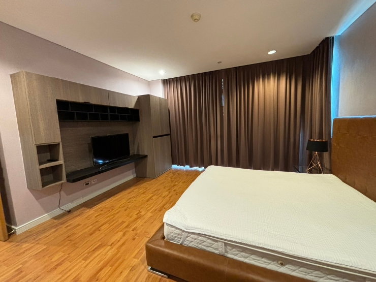 picture FOR RENT | Fullerton Sukhumvit ✨🐱🐶
🏙️ Luxury 2-Bedroom Residence | Spacious 105 sq.m. - 13/25
