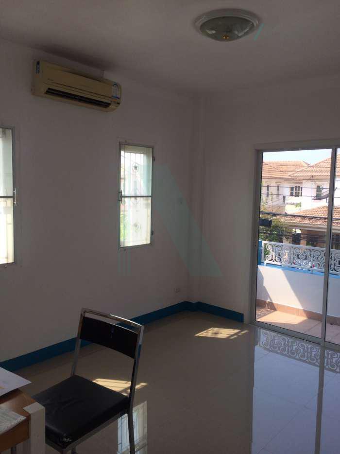 3-bed house for sale, 140 sqm, 53 sq wah, KC Park Ville 2