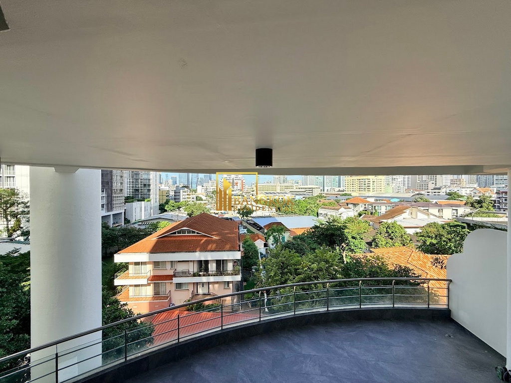 picture Le Raffine 24 | Renovated 4 Bedroom Duplex Condo With Pool - BR62018CD - 22/50