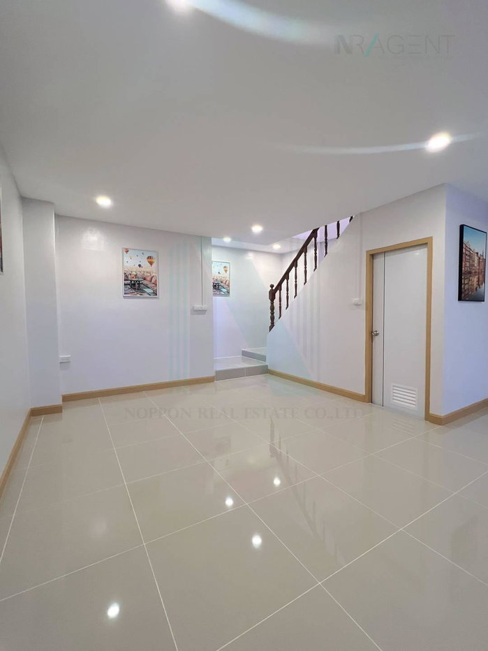 picture 📌 For Sell Town house ROTSUKHON 2-story 3 bedroom 2 bathroom - 4/8