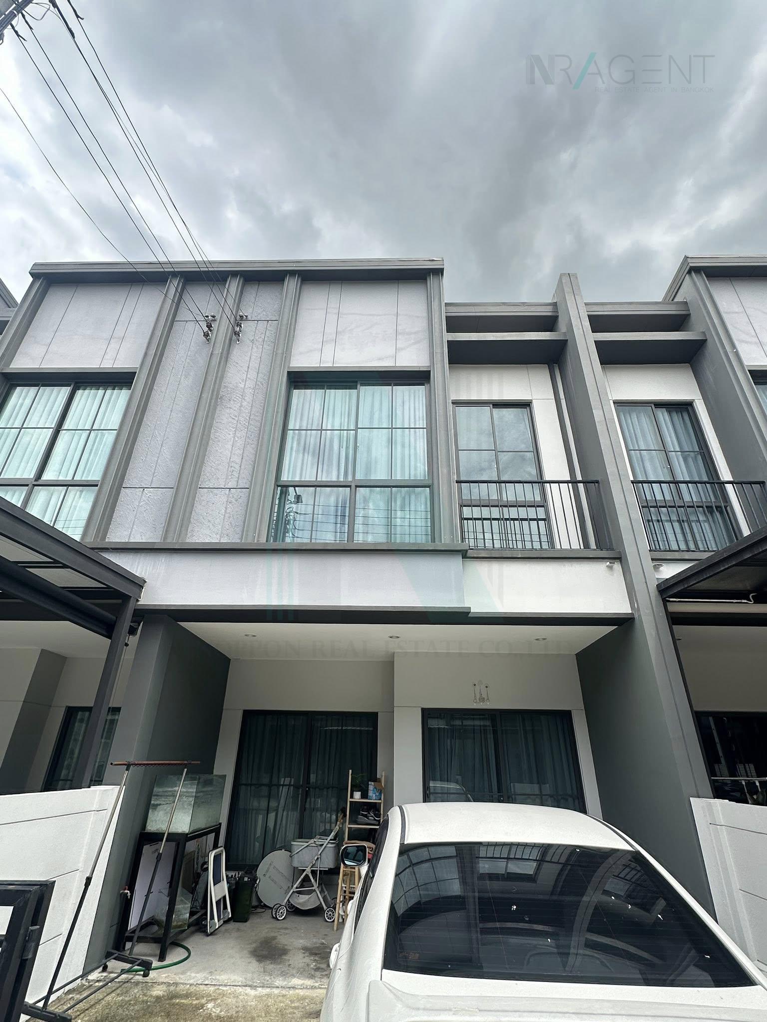 ขายทาวน์โฮม 2 ห้องนอน 105 ตร.ม. 16 ตร.ว. เวิร์ฟ สายไหม - พหลโยธิน