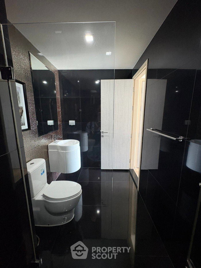 รูป คอนโด 2 ห้องนอน Rhythm Sukhumvit 36-38 ใกล้ BTS ทองหล่อ (ID 3356452) - รูปที่ 10/16