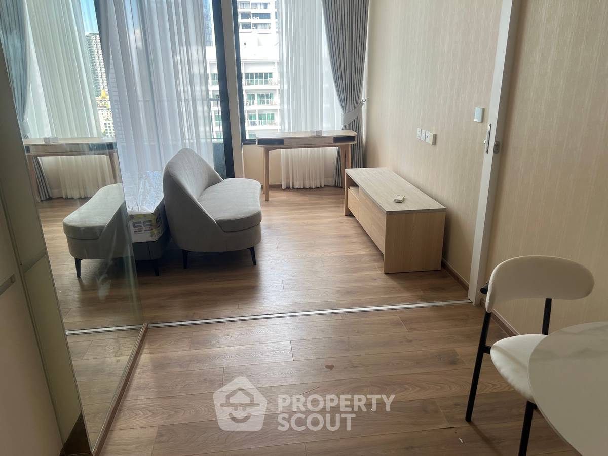 รูป คอนโด 1 ห้องนอน Noble Form Thonglor ให้เช่า ใกล้ BTS ทองหล่อ (ID 3356426) - รูปที่ 2/9