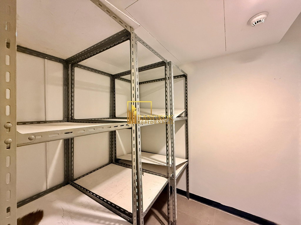 รูป Tower Park | Expansive 3 Bedroom Residence in Sukhumvit soi 3 - BR4052CD - รูปที่ 24/45