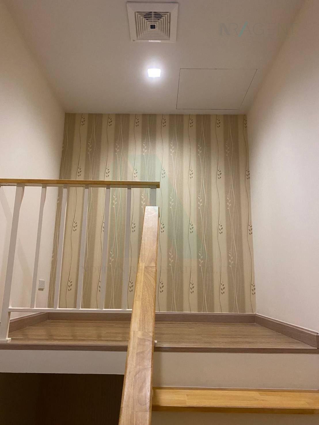 3-bed townhouse for rent, 210 sqm, 25 sq wah, Eigen Premium Townhome Pattanakarn