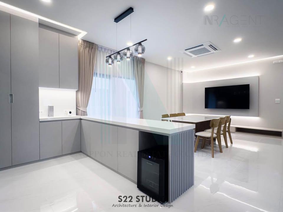 รูป 📌 ให้เช่าบ้านเดี่ยว 2 ชั้น เดอะ ซิตี้ บางนา 4 ห้องนอน 5 ห้องน้ำ - รูปที่ 3/8