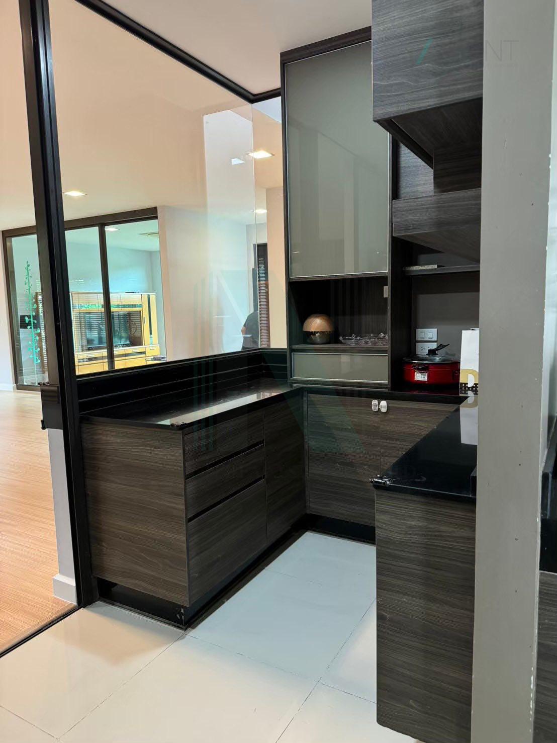 4-bed house for rent, 258 sqm, 101 sq wah, Mantana Lake Watcharapol