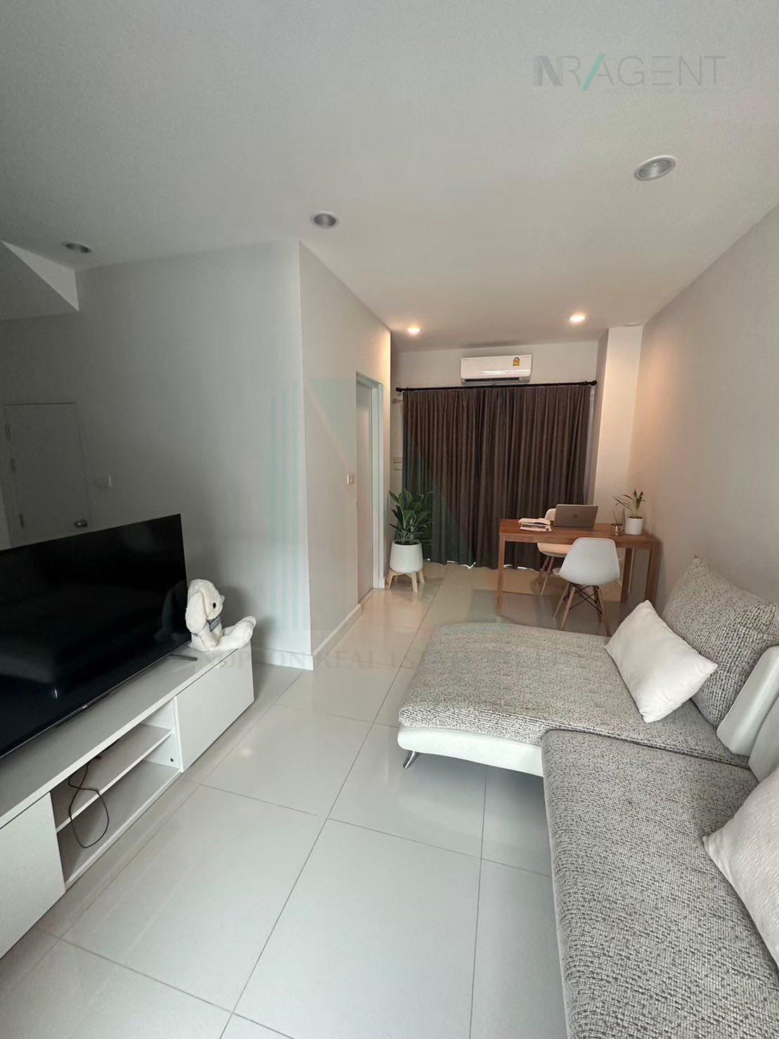 ขายทาวน์โฮม 2 ห้องนอน 105 ตร.ม. 16 ตร.ว. เวิร์ฟ สายไหม - พหลโยธิน
