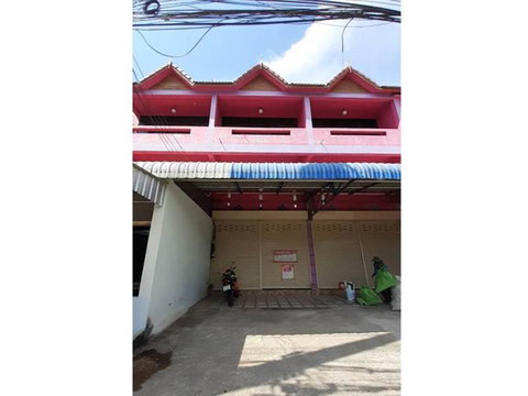 ที่ดินพร้อมสิ่งปลูกสร้าง 23 ตร.วา เถิน ลำปาง 771,000