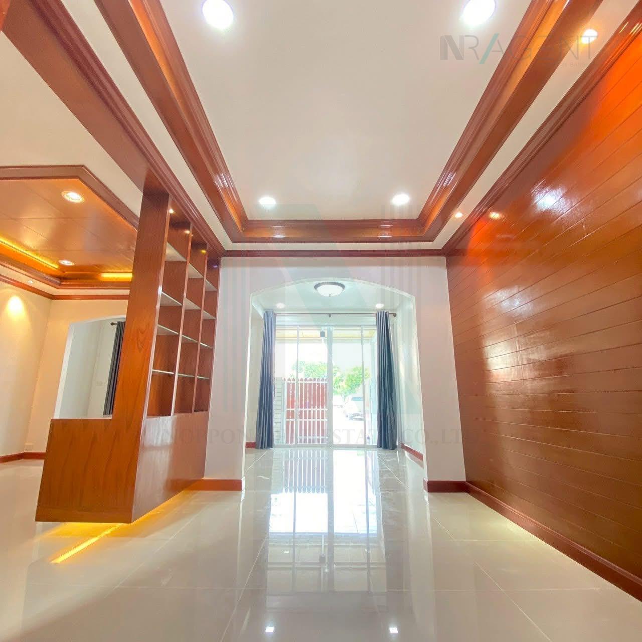 3-bed townhouse for sale, 100 sqm, 19.5 sq wah, Phisan Thian Talay Project 1