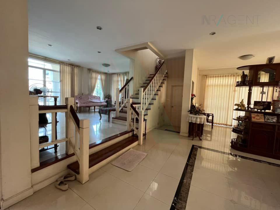 รูป 📌 ขายบ้านเดี่ยว โครงการ หมู่บ้านลดาวัลย์ สุขุมวิท 2 ชั้น 3 ห้องนอน 3 ห้องน้ำ - รูปที่ 4/8