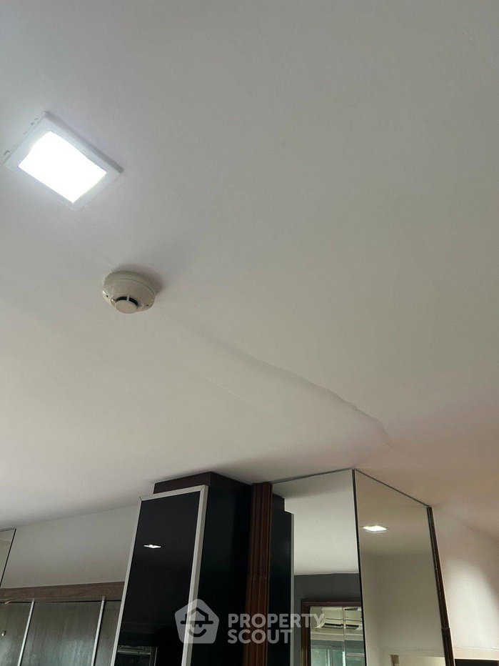 picture 2-BR Condo at The Seed Musee Sukhumvit 26 near BTS Phrom Phong (ID 883656) - 17/27