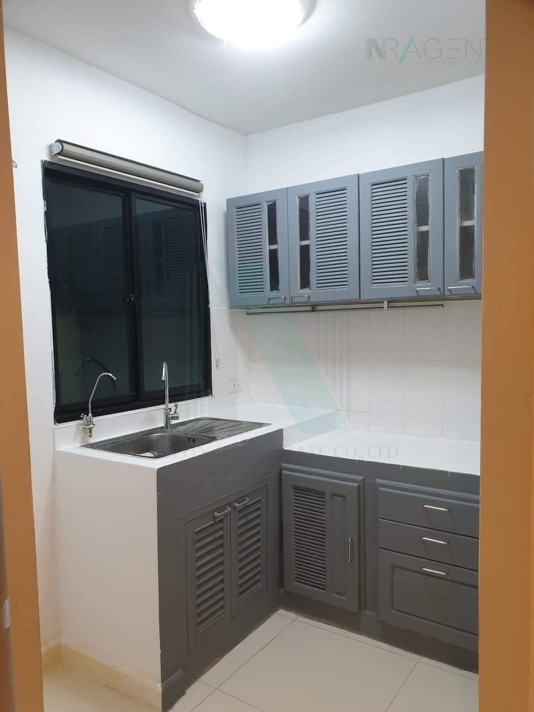 ขายทาวน์โฮม 3 ห้องนอน 144 ตร.ม. 18 ตร.ว. บ้านกลางเมือง งามวงศ์วาน
