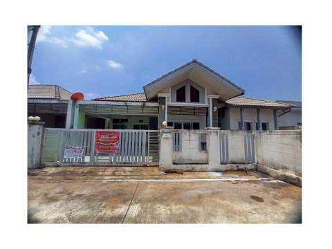 ที่ดินพร้อมสิ่งปลูกสร้าง 66.5 ตร.วา วิลล่า เมืองสุราษฎร์ธานี สุราษฎร์ธานี 2.4M