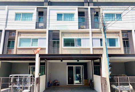📌 ขายทาวน์เฮาส์ โครงการ พาทิโอ บางนา-วงแหวน 3 ชั้น 3 ห้องนอน 3 ห้องน้ำ